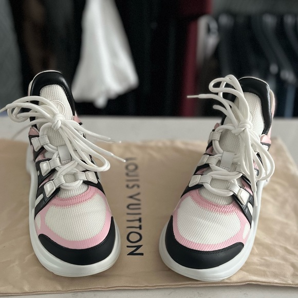 Louis Vuitton Archlight Sneaker - Picture 5 of 7